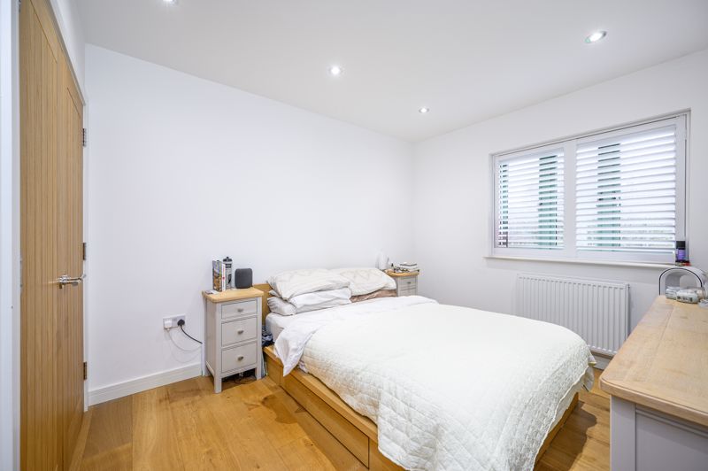 Bedroom- click for photo gallery